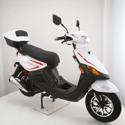 DongFang RZ 150 Moped Scooter, 150Cc, With New Design Sporty Look For Sale